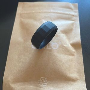 QALO faceted silicon ring (size 12)